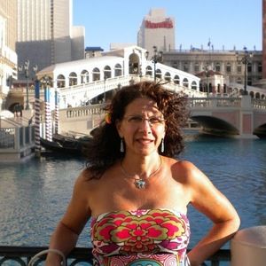 Meet your Posher, Denise